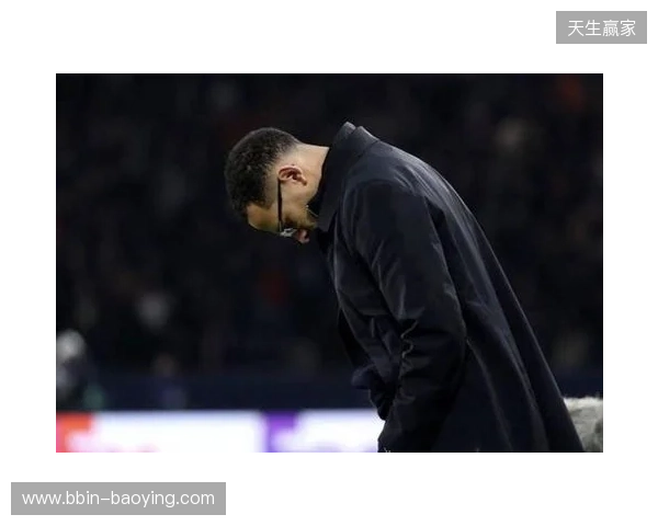 邮报：切尔西部分球员对罗塞尼尔的战术指示感到困惑